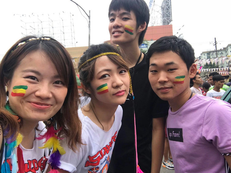 シヌログ祭り参加