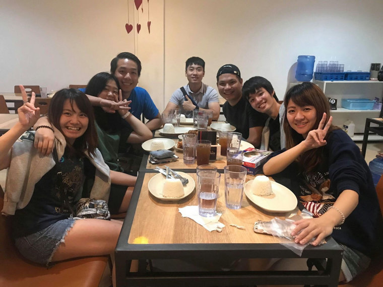 友達と外食へ