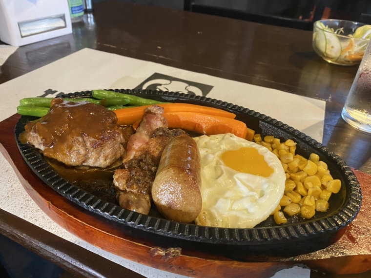 ハングアウト野武士(Hangout NOBUSHI)の料理