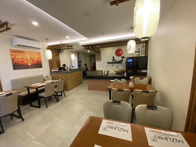 Mizuhiki Japanese Restaurantの内装
