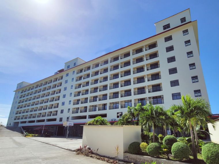 B’CEBUの校舎