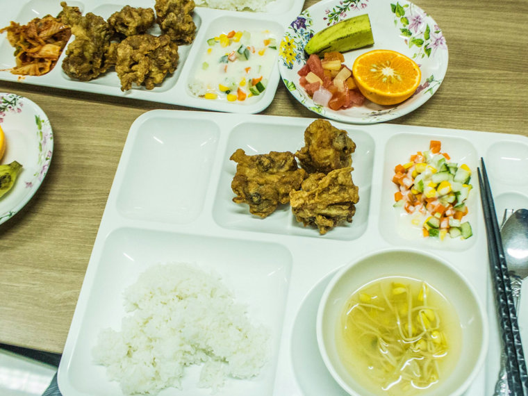 Cebu Blue Ocean Academyの食事例 02