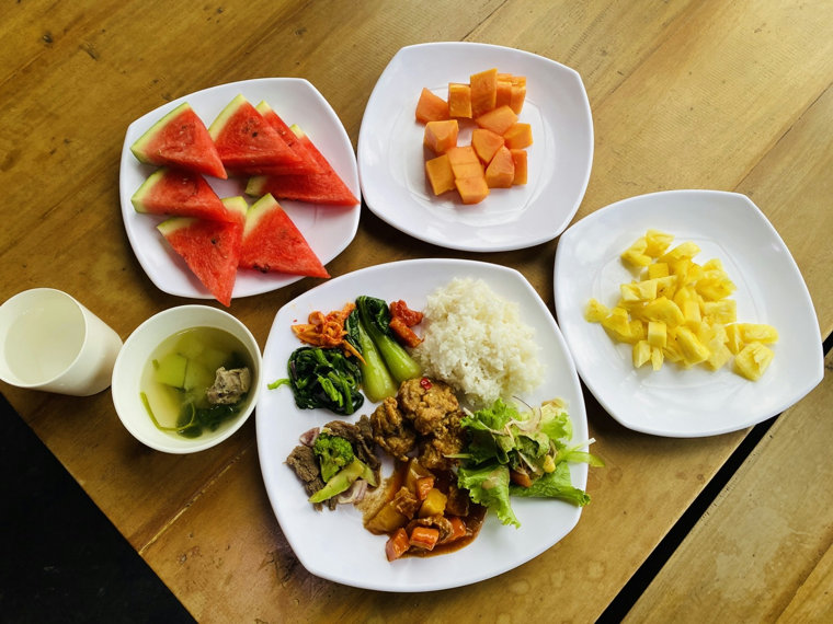 CPI（Cebu Pelis Institute）の食事例 01