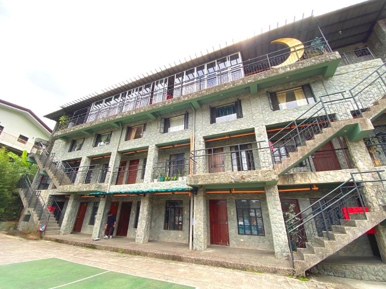 Baguio JICの学校外観